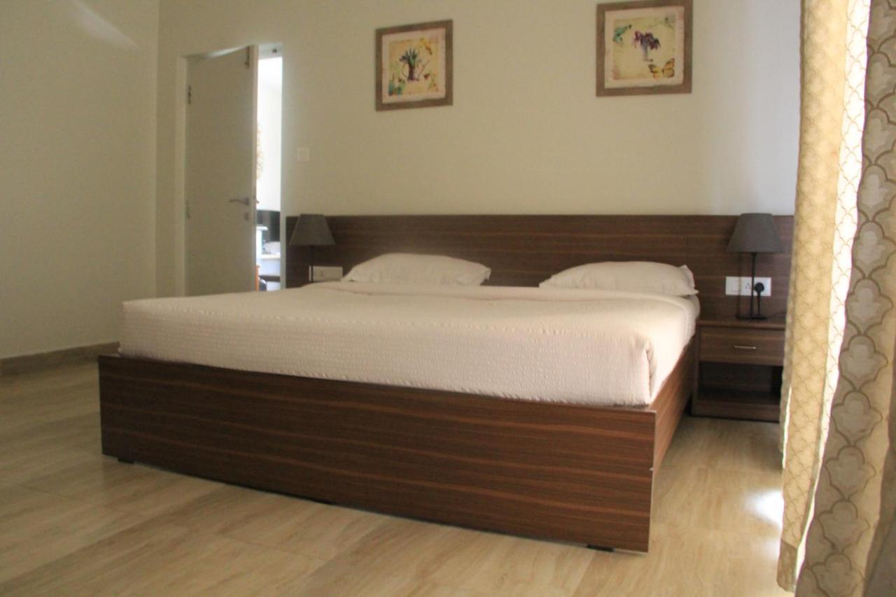 Two Seas Residence Ooty Buitenkant foto