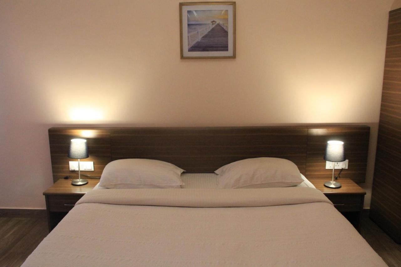 Two Seas Residence Ooty Buitenkant foto