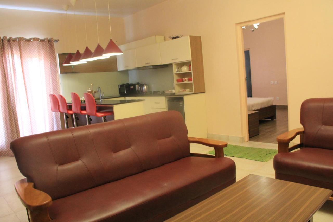 Two Seas Residence Ooty Buitenkant foto