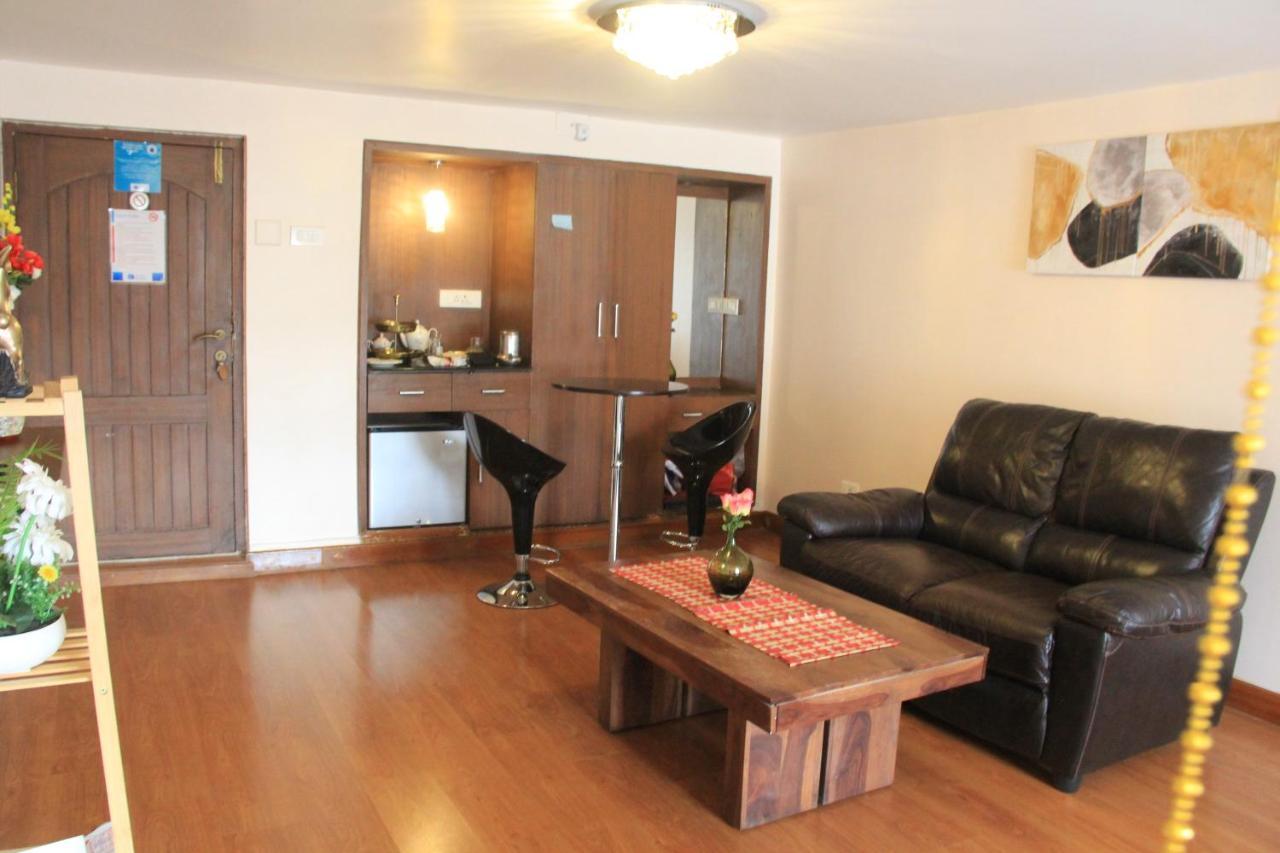 Two Seas Residence Ooty Buitenkant foto